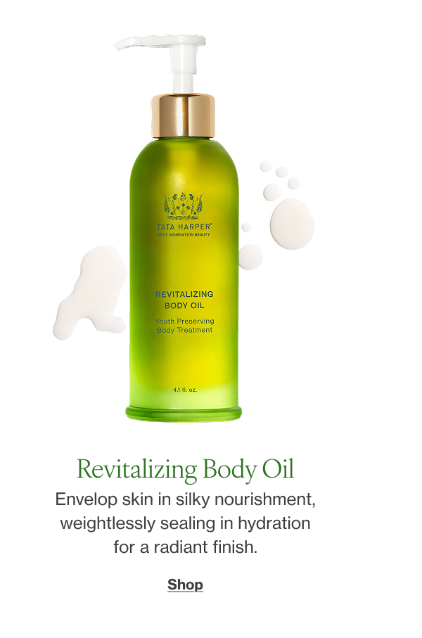 Envelop skin in silky nourishment, weightlessly sealing in hydration for a radiant finish.