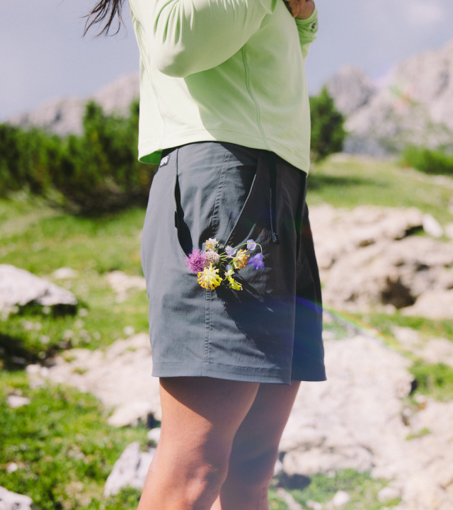 Close-up of Women's Peak Rambler™ Shorts.