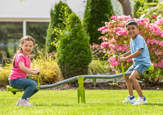 Spinning Seesaw with 360 rotation