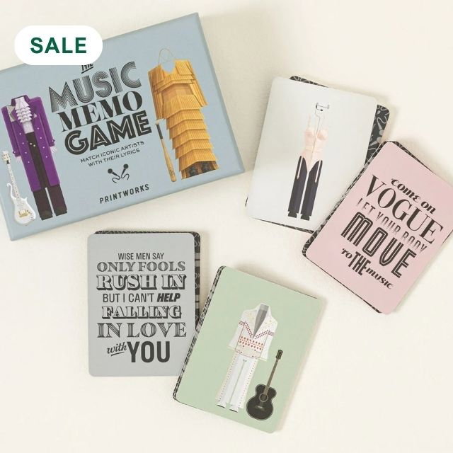 The Music Memory Game - Iconic Outfits & Lyrics