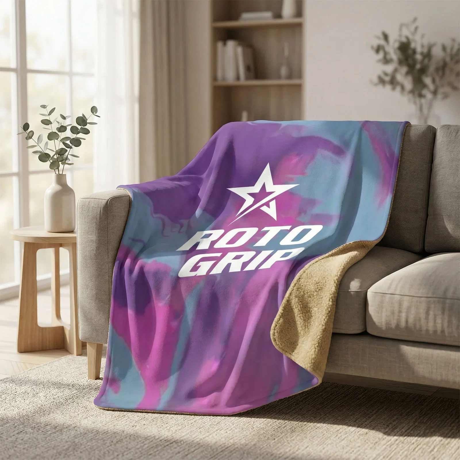 Image of Roto Grip Transformer Sherpa Lined Throw Blanket