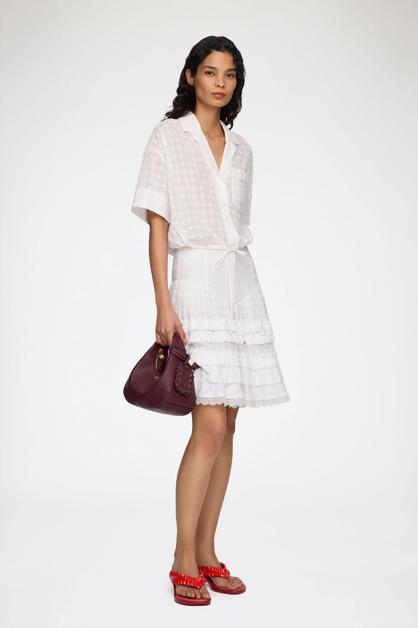 Skirt in White Broderie Anglaise