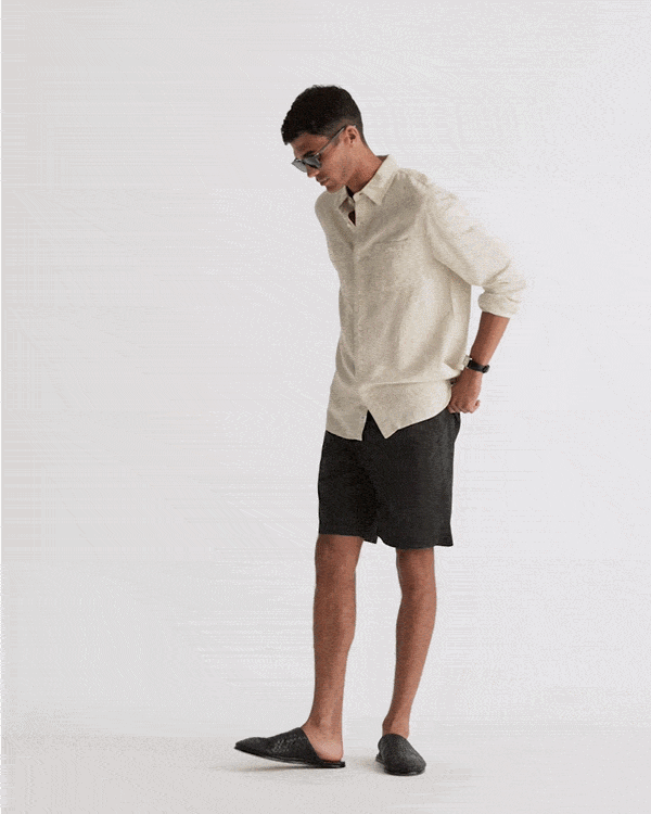 Cove Short in Sulfur Antique Black