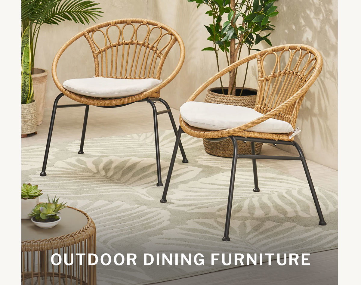outdoor dining furniture