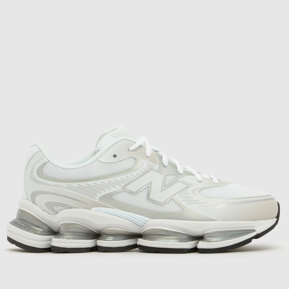 A New Balance ABZORB 2000 in White