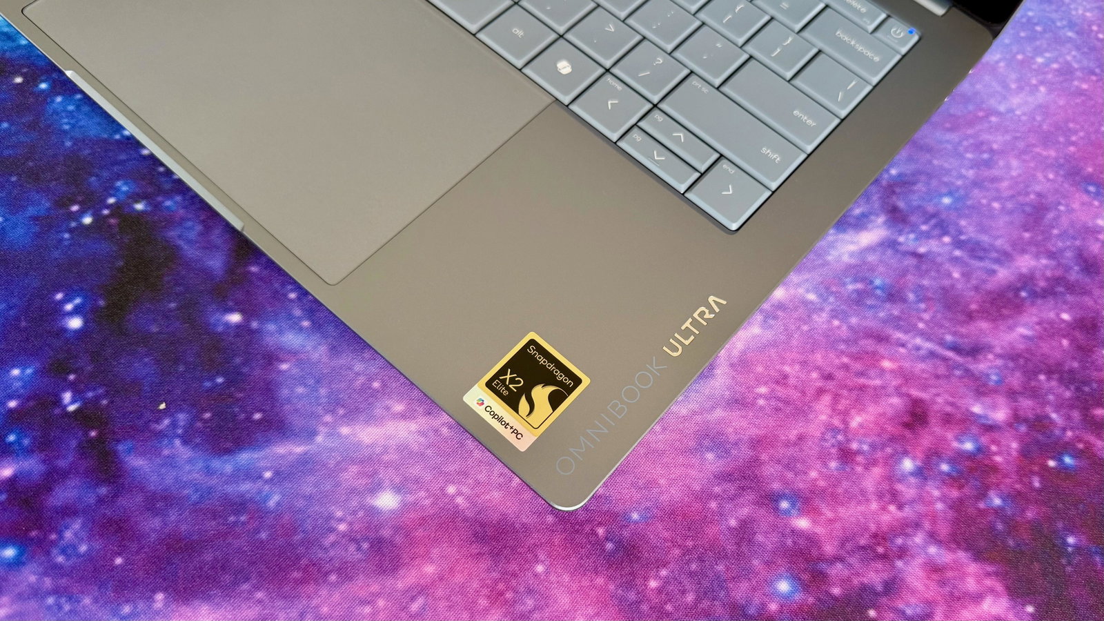 HP OmniBook Ultra 14 Review: Stunning Design, Strong Performance Make It a MacBook Killer