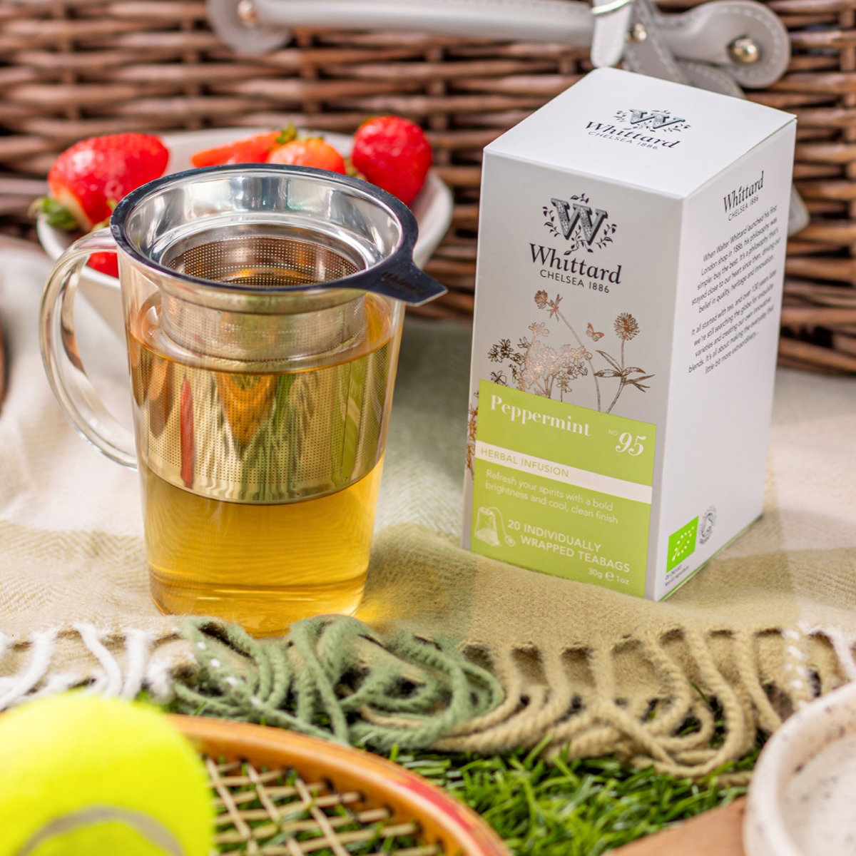 image of peppermint infusion on tennis court 