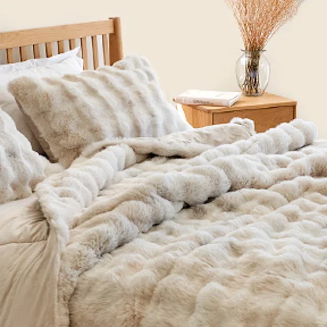 Thread Office Natural Lux Faux Fur Comforter Set