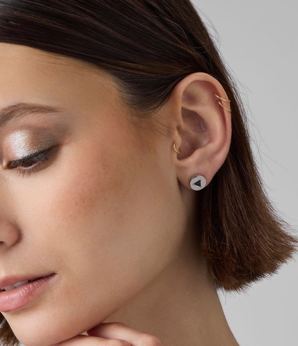 STAPLE EARRINGS
