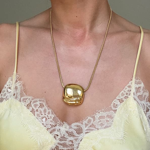 JB - Rue Pendant Necklace