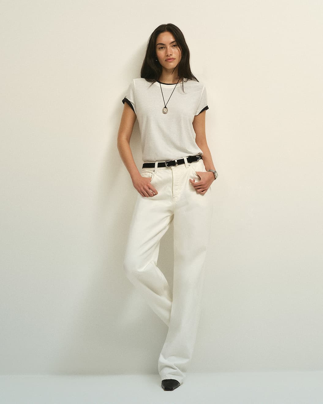 Shop Monochromatic Styles / W