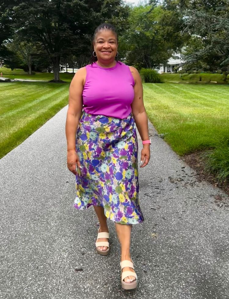 Sewing Byrdie in the Retro Revival Genoa Skirt kit