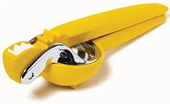 Chef’n FreshForce Citrus Juicer