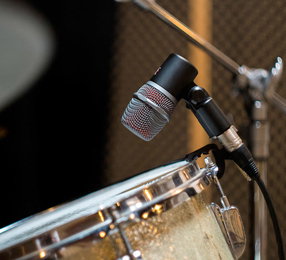 Summer Savings on sE Drum Mics!