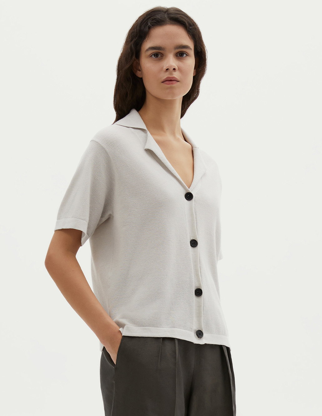 Short sleeve shirt.