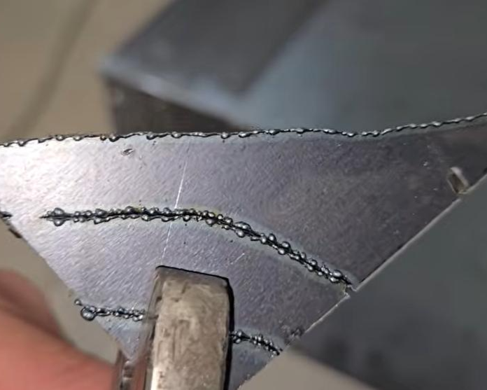 Handheld cutting
