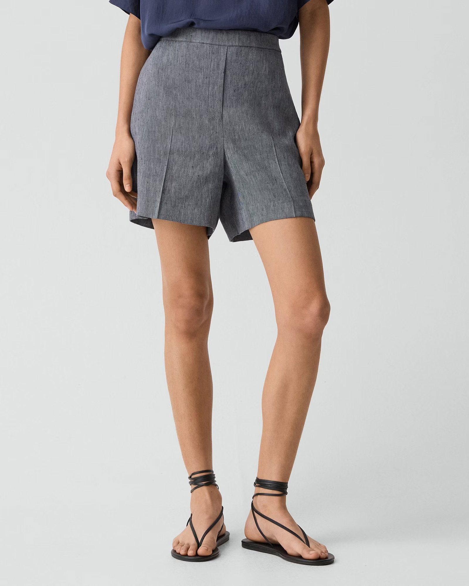 Wide-Leg Pull-On Short in Fluid Linen