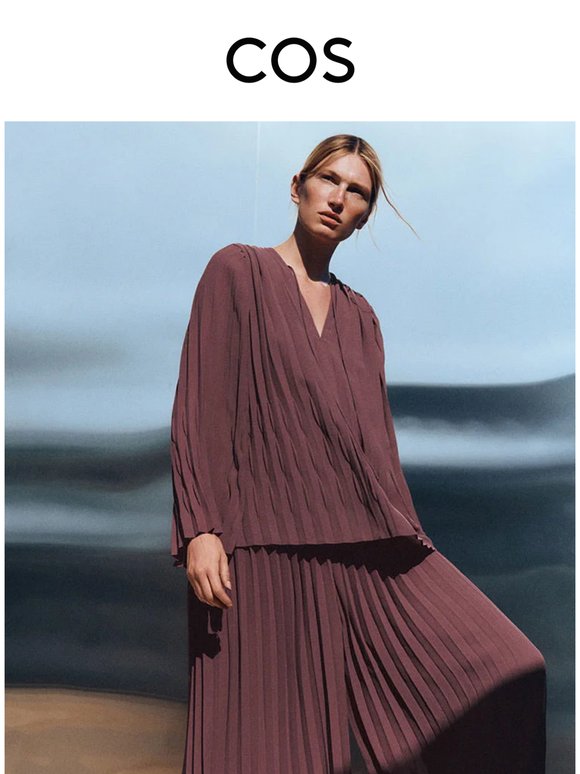 New: modern pleats