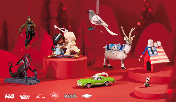 Limited quantity ornaments Disney, Star Wars™, Beauty of Birds, Peanuts® and more.