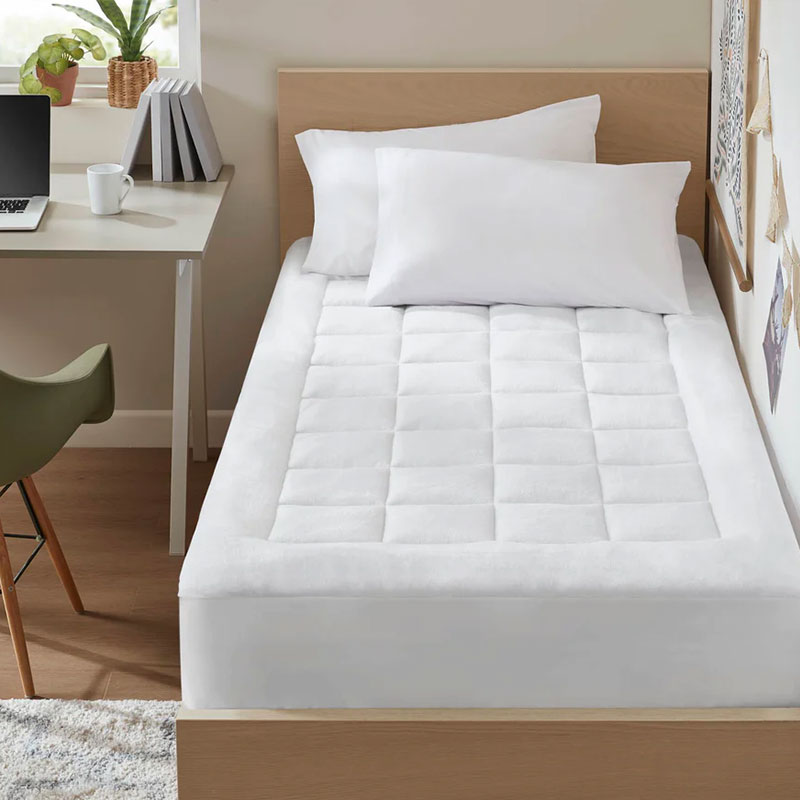 Cloud Soft Overfilled Plush Hypoallergenic Down Alternative Waterproof Mattress Pad