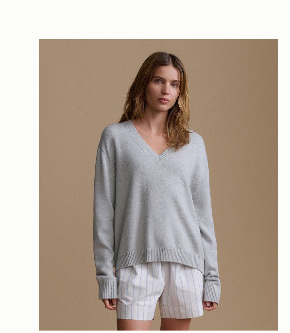 Simone V-Neck
