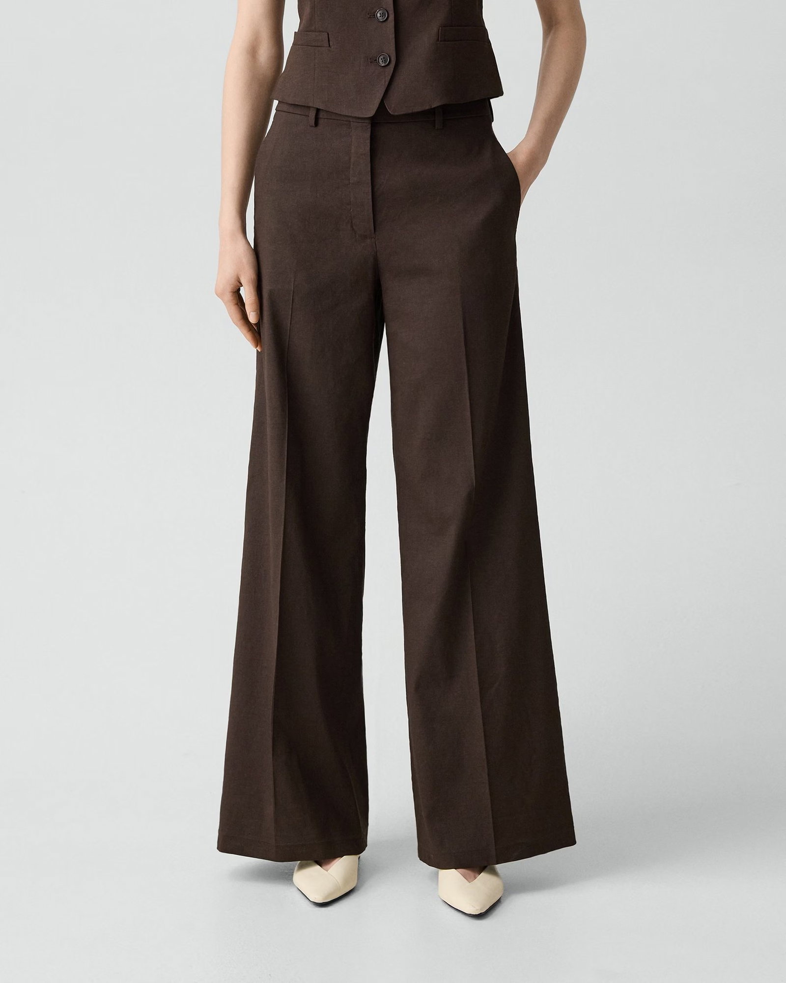 Wide-Leg Trousers in Good Linen