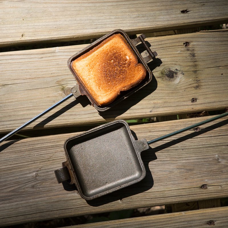 Image of Cast Iron Square Pie Iron