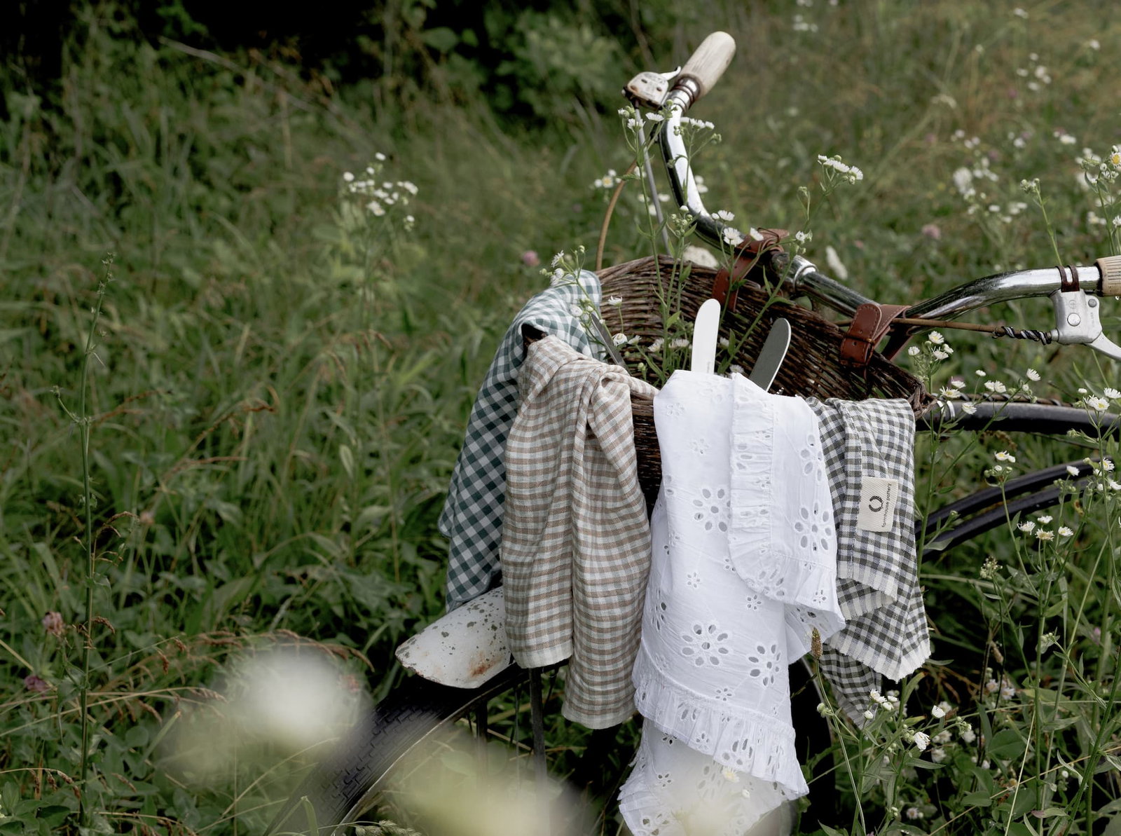 Linen — folded