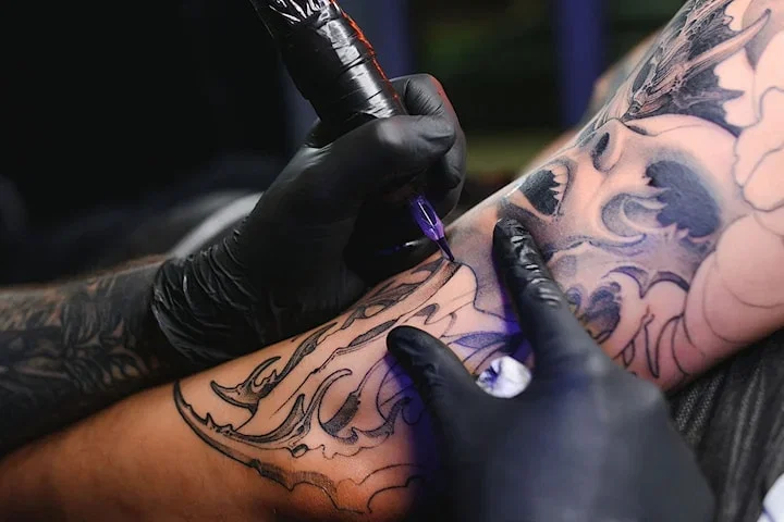 Presentkort på tatuering hos Inmortalink i Huddinge