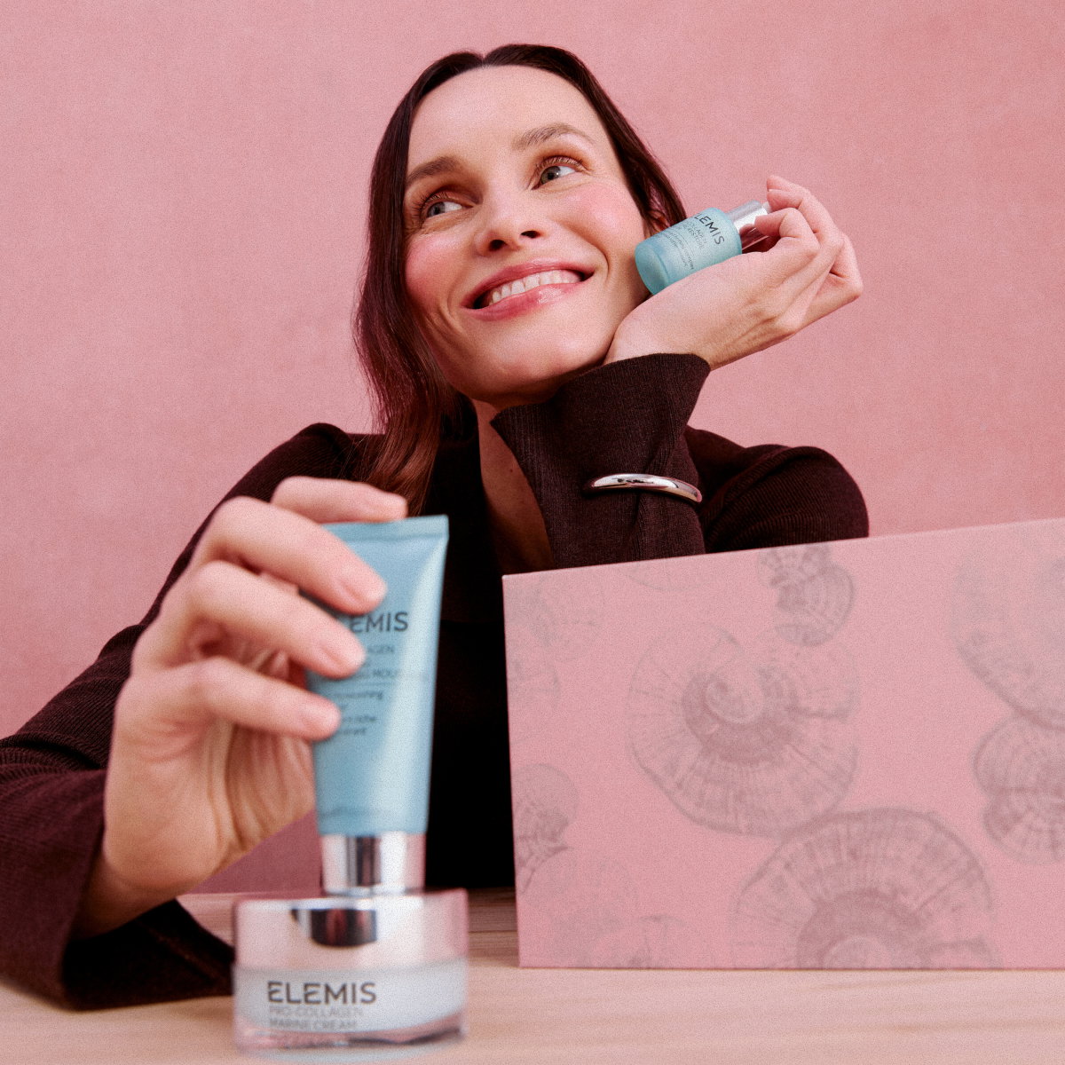 PRO-COLLAGEN FUTURE RESTORE SERUM