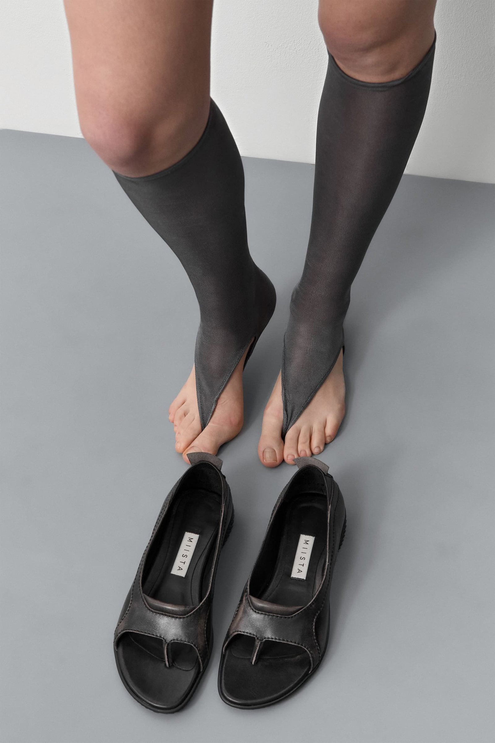 ANDIE SOCKS GREY 