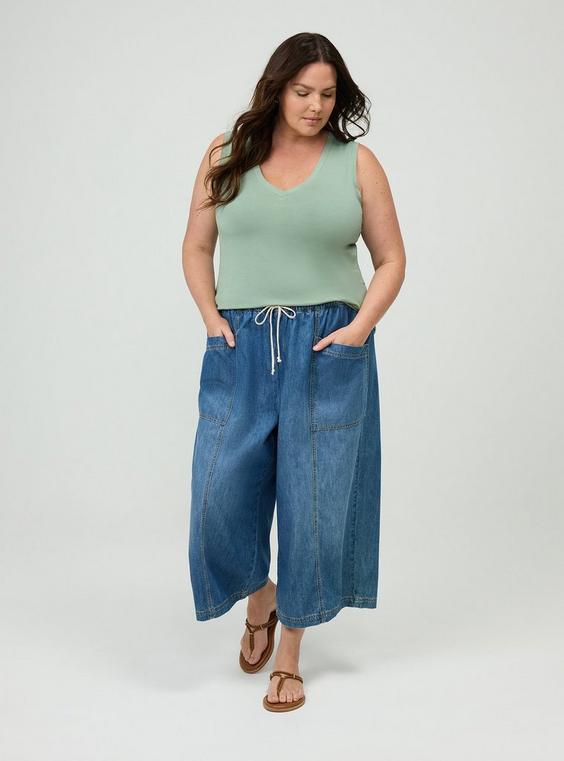 Pull-On Lightweight Denim High-Rise Crop Jean