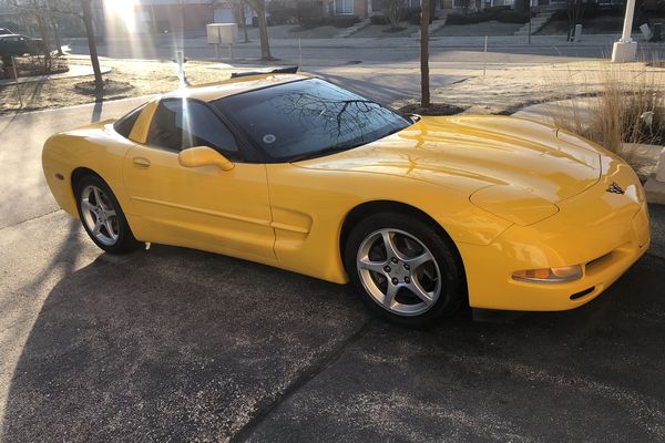 C5 Survivor: 2004 Chevrolet Corvette Coupe