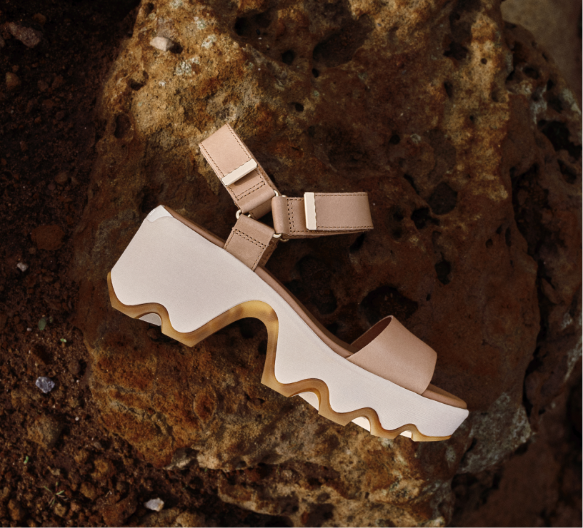 Kinetic™ Aura Y-Strap in Honest Beige, shown outdoors