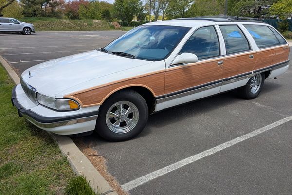 No-Reserve 1996 Buick Roadmaster Estate Station Wagon