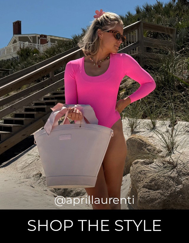Shop the Ballet Pink Bow Jelly Cooler Tote.