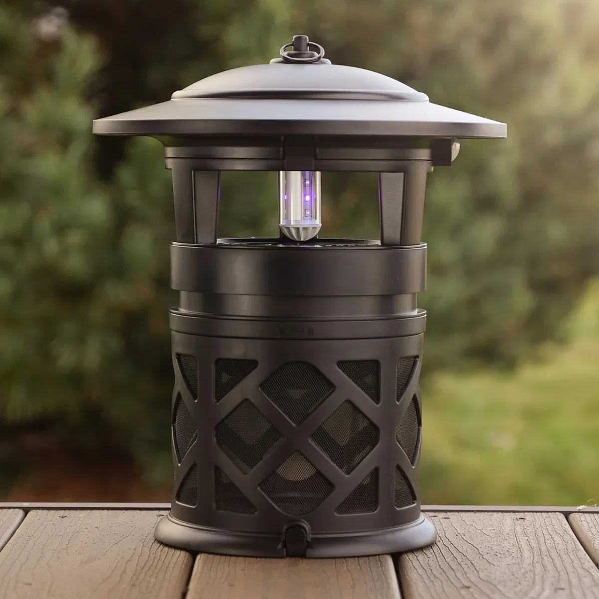 Image of Luxe 1 Acre Flying Insect and Mosquito Trap