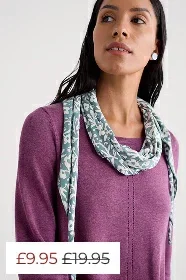 Enora Jersey Triangle Scarf