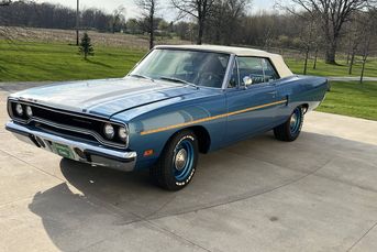 Road Runner Tribute: 1970 Plymouth Satellite Convertible With a 440 V8