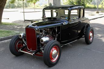 1932 Ford Five-Window Coupe Highboy Street Rod