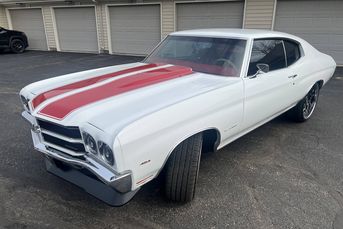 1970 Chevrolet Chevelle Malibu Restomod With a 454 V8
