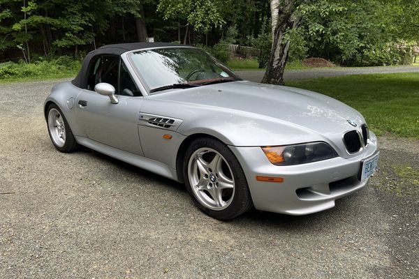 The Sportiest Z3: 1998 BMW M Roadster