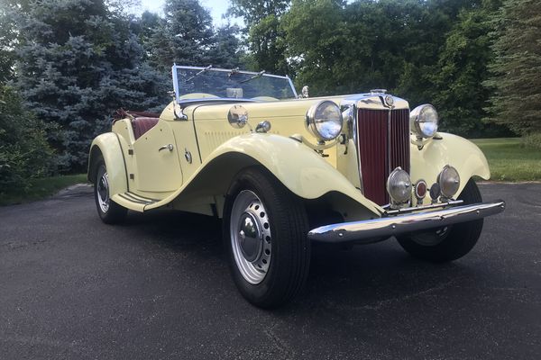 A British Classic: 1954 MG TD Convertible With a Past Restoration