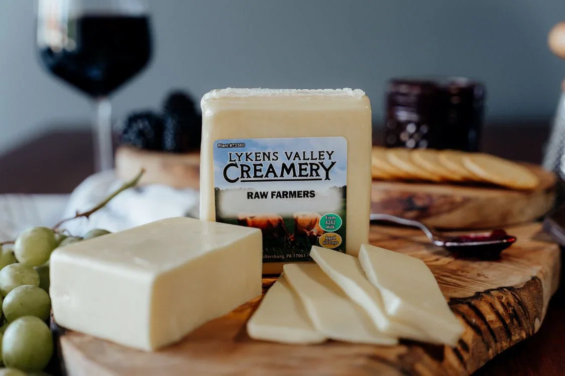 Image of Raw Grass-Fed Farmers Cheese - 8 oz