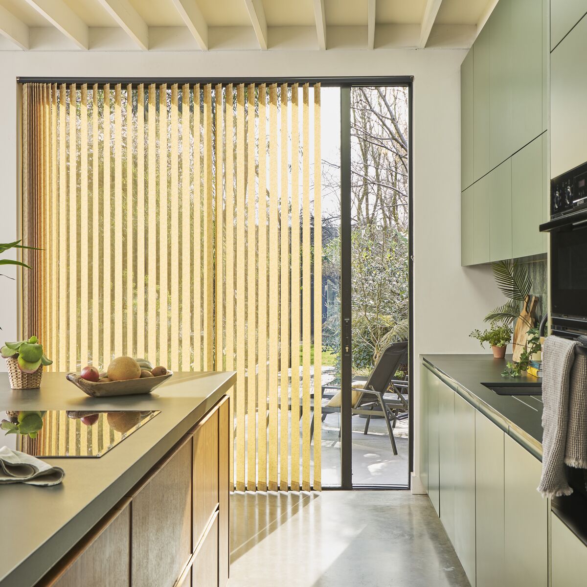 Summer sun, your way with our made-to-measure solutions