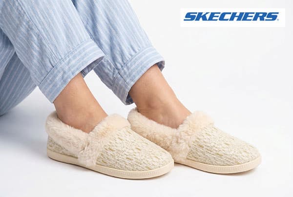 Skechers Womens Cozy Campfire Crystal Sky Comfortable Slippers