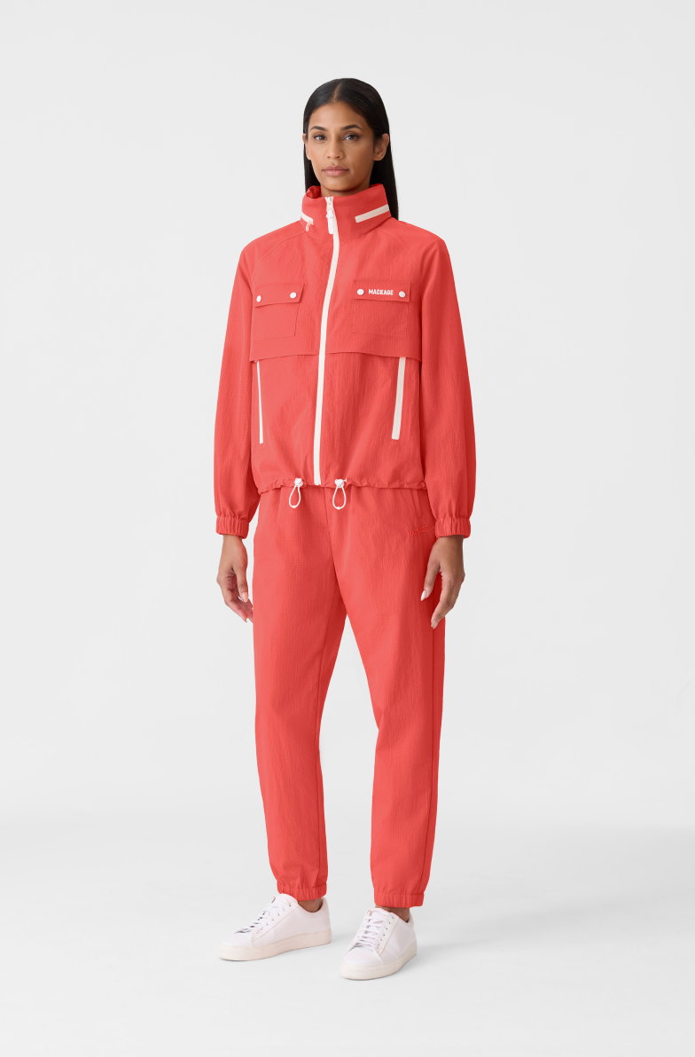 DEVORAH Seam-Sealed ripstop Rain Jacket