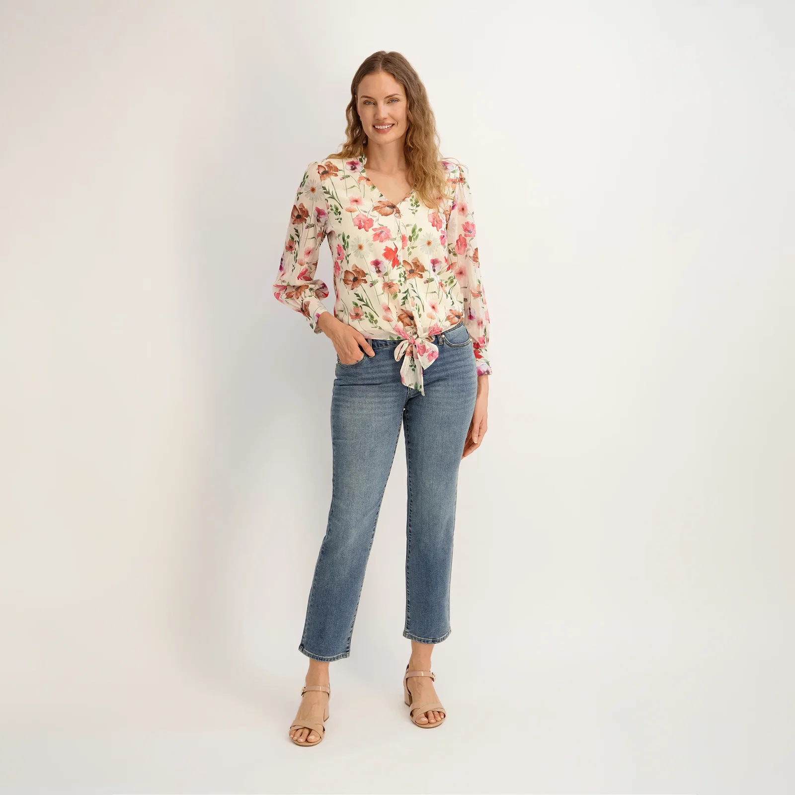 Image of Westport Signature Straight Leg Pearl Rivet Denim Jeans