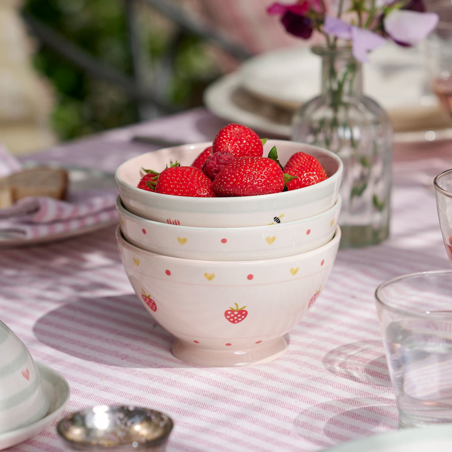 https://susiewatsondesigns.co.uk/pages/pottery-collection