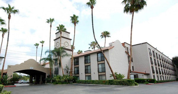 Buena Park Grand Hotel and Suites - Book Now!